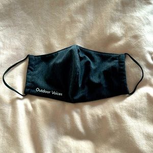 NWOT Outdoor Voices Face Mask
